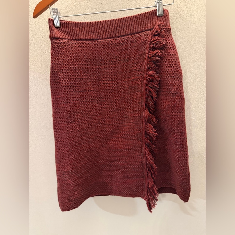 This is an Anthropologie Maeve Arnhem fringe sweater skirt